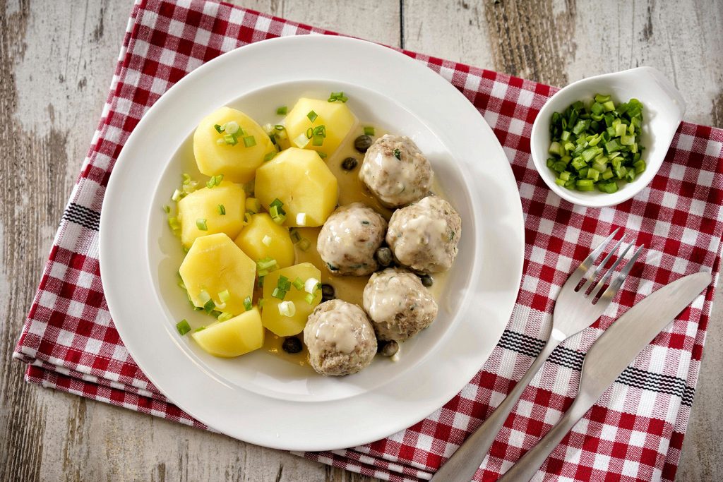 Königsberger Klöpse mit Kartfoffeln